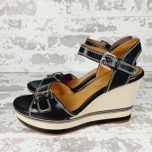 Clarks Women's Black & Tan Patent Leather Espadrilles Wedge Sandals V308